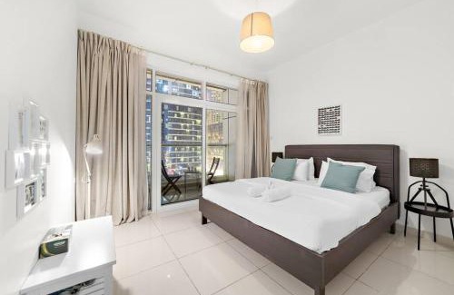 Dubai Marina Apartment | Luxury 2BR with Stunning Dubai Marina Views Near JBR Beach