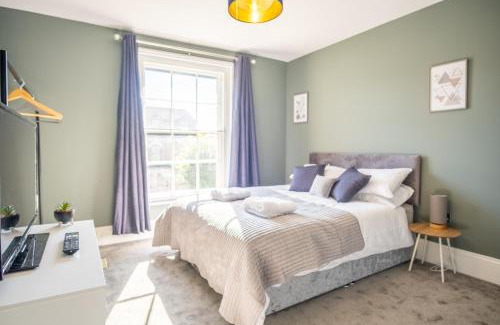 Norwich Apartment | Luxury 3 Bed Penthouse with Off Street Parking