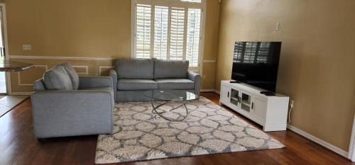 Vero Beach South House | Luxury 3-Bedroom Home near Beaches with Pool