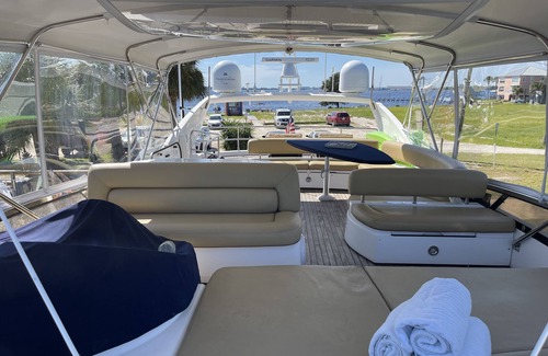 Panama City Boat Rental | Luxury 3-bedroom Yacht - Gorgeous Bayfront Paradise!