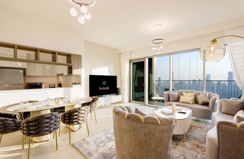 Za'abeel 2 Apartment | Luxury 3B and maids Burj View, Steps to Dubai Mall