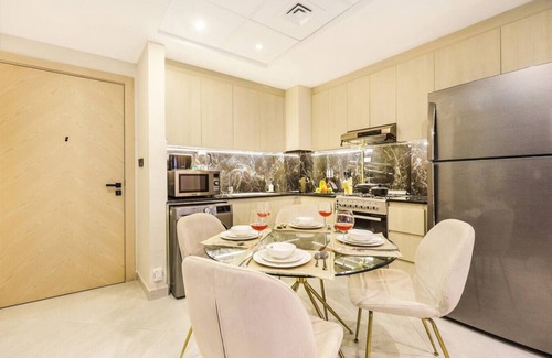 Jadaf Apartment | Luxury 3BR Al Jaddaf | Near Dubai Mall, Festival City & Creek Harbour