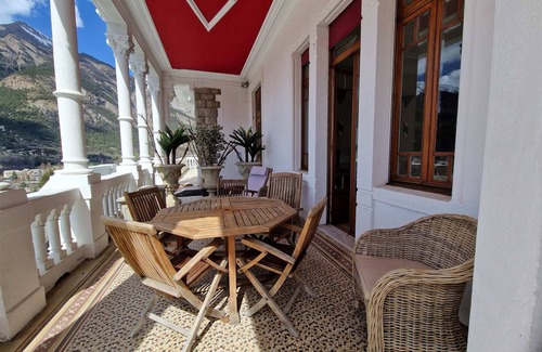 Jausiers Apartment | Luxury 3BR Apartment with Terrace and Private Garden, Stunning Valley Views