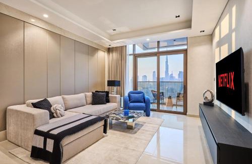Business Bay Apartment | Luxury 3br Maid Room I Burj Views I Downtown