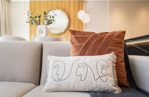 Dubai Villa | Luxury 3BR with Maids Room Townhouse by Ellie Saab Residences, in JGE - Allsopp & Allsopp