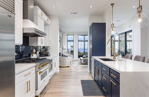 Newport Coast House | Luxury 4 Bed 3 1/2 bath home in Crystal Cove