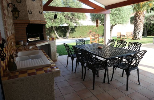 Argeles-sur-Mer Villa | Luxury 4 Bed Villa, Private Pool, Wifi, Aircon, Quiet Area, Lovely Seaside Town