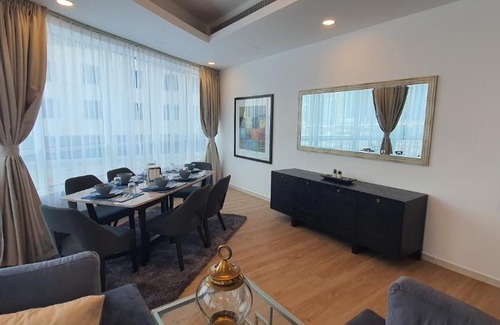 Dubai Marina Apartment | Luxury 4 bedroom apartment close to the beach