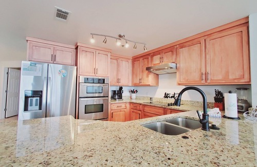 Fort Morgan Condo | Luxury 4 Bedroom Gulf Front K/K/Q/2 Bunks/Sofa Sleeper-Beach Club - Sleeps 12