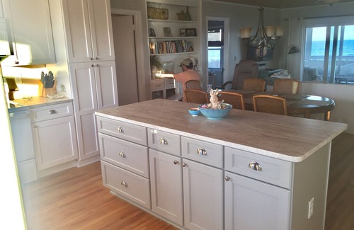Topsail Beach House | Luxury 4 Bedroom Oceanfront Home w/Teenage Great Room