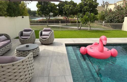 Sheikh Zayed Road Villa | Luxury 4 Bedroom Villa The Springs Dubai