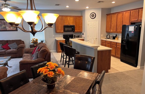 Historic Downtown Kissimmee Villa | Luxury 4 Bedroom Villa on the gated Bellavida Resort close to the Theme parks