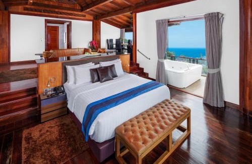 Cherngtalay Villa | Luxury 4 pool Seaview 6 bedroom Villa on Surin Hill
