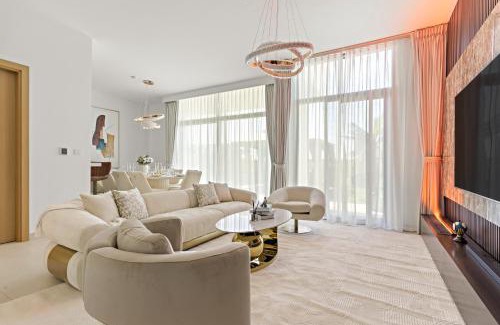 Dubai Villa | Luxury 4BR and Maid Room Townhouse Tilal Al Furjan