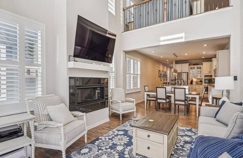 Bayside Condo | Luxury 4BR Condo Near Fenwick Island