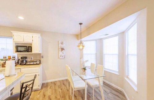 Chico House | Luxury 4BR Family Home w/King Suite + Game Room