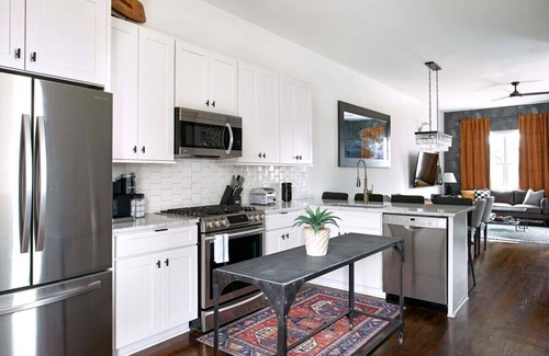 Hillsboro West End House | Luxury 4BR Home with Rooftop Deck
