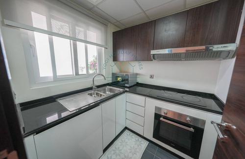Dubai Apartment | Luxury 4BR Villa With Private Garden