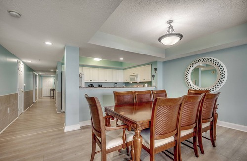 Myrtle Beach Condo | Luxury 5 bdrm oceanfront w/huge balcony-by Luxury Beach Rentals