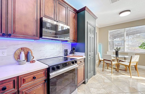 Southeast Orlando House | Luxury 5-bedroom, 3.5 Bathroom House with Private Pool, Patio & Gated Community!