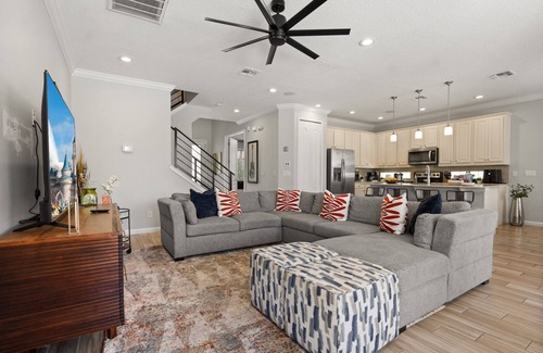 Kissimmee House | Luxury 5bed Villa with Complimentary Pool Heating
