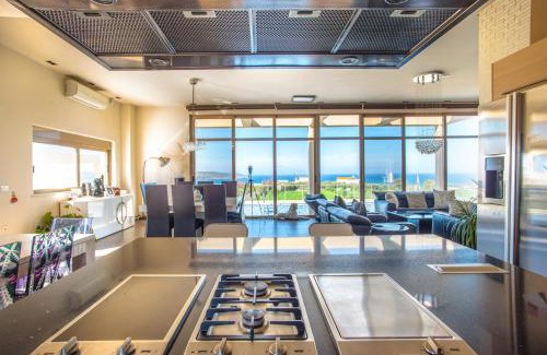 Kato Stalos Villa | Luxury 6-Bedroom Villa With Private Pool- Villa Prigipessa