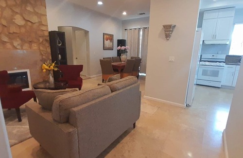 Hermosa Village House | Luxury 6Bd/6Ba Game R Jacuzzi tub Disney Convention C 5Min.nnnnnnnnnnnnnnnnnnn