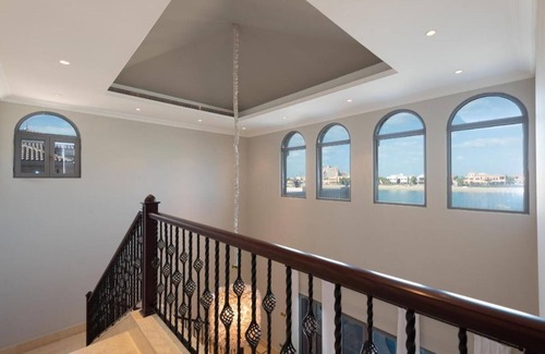 Palm Jumeirah Villa | Luxury 7BR Villa w/private beach and pool