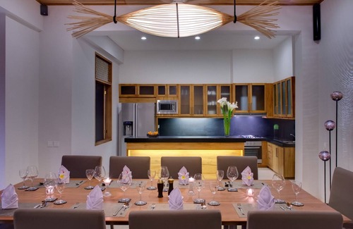 Laksmana Villa | Luxury 9BR Villa By The Beach, Seminyak! - W/Large Swimming Pool & Pool Table!