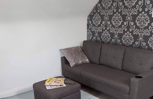 St. Catharines Apartment | Luxury accommodation at an affordable price !!!