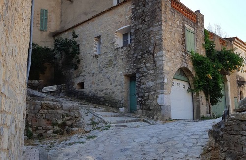 Meounes-les-Montrieux House | luxury air-conditioned villa with heated pool, near the Castellet circuit