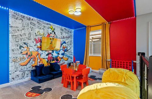 Four Corners House | Luxury and Fun 5Bed, a Destination Itself