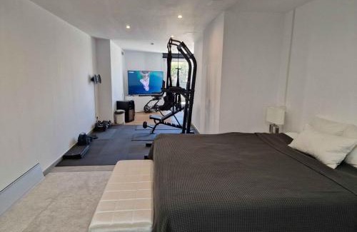 Benalmadena Costa Apartment | Luxury and private Jacuzzi 300 meters from the beach