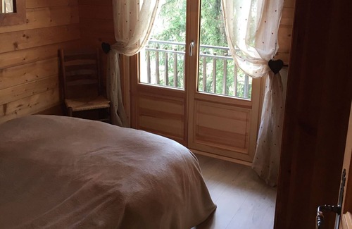 Le Grand-Bornand Apartment | Luxury apartment with heated pool, facing the slopes, sleeps 8