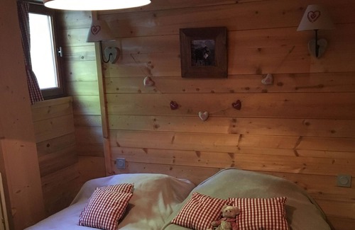 Le Grand-Bornand Apartment | Luxury apartment with heated pool, facing the slopes, sleeps 8