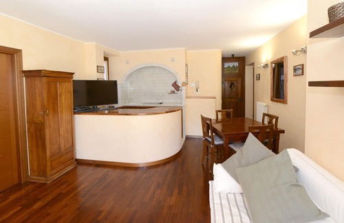 Ponte di Legno Apartment | [LUXURY APARTMENT] ★★★★ PRIVATE PARKING-WIFI-NETFLIX