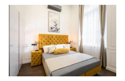 Stalingrad Apartment | Luxury apartment, chic neighborhood