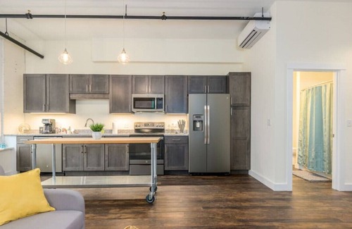 Bangor Apartment | Luxury Apartment in Downtown Bangor.