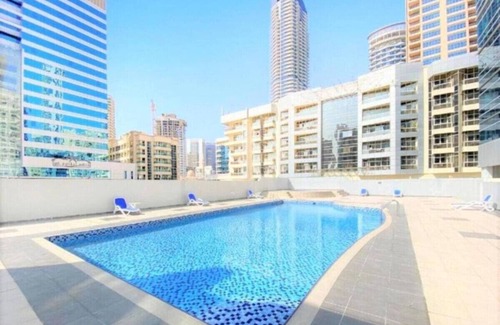 Jumeirah Lake Towers Apartment | Luxury Apartment in Dubai Marina & JBR Beach