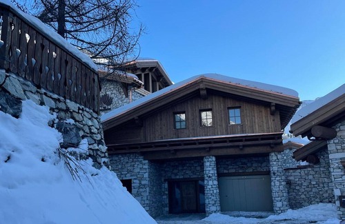 Val-d'Isere Apartment | Luxury Apartment in Val d'Isère, 12 ppl, pets allowed