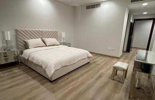 Doha Apartment | LUXURY APARTMENT IN PEARL ISLAND FOR FIFA