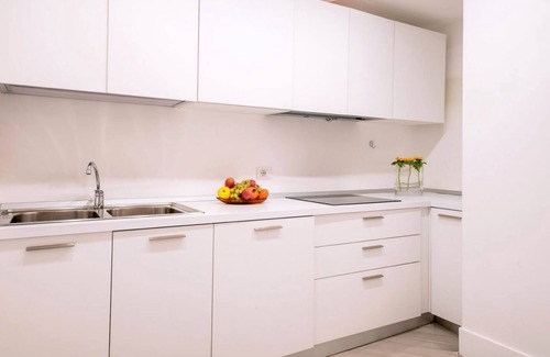 Sant'Agnello Apartment | Luxury Apartment with Garden and Pool