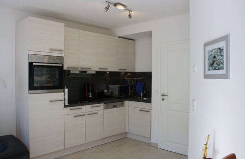 Sellin Apartment | Luxury apartment, Wilhelmstr. Best location, 200m to the beach, great view, balcony