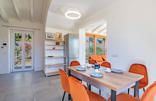 Procchio House | Luxury apartment with private access to the sea