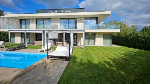 Balatonalmadi Apartment | Luxury Apartments in Balatonalmádi, Almádi Lux Apartman II - Crystal White