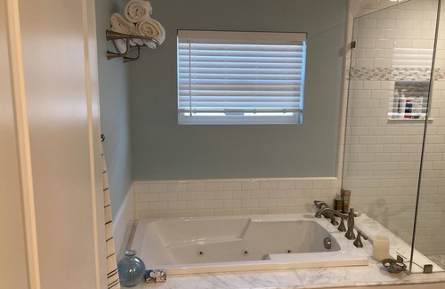 Oxnard Shores Cottage | Luxury Beach Apartment 30 day Min.