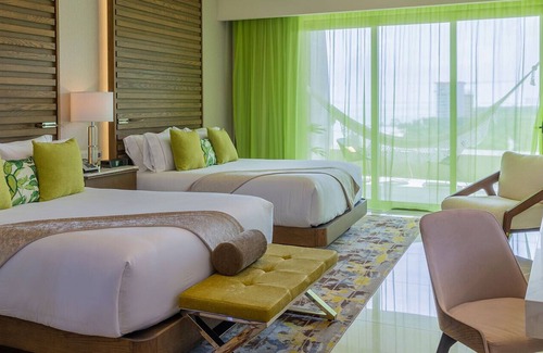 Playa Mujeres Villa | Luxury beach front villas