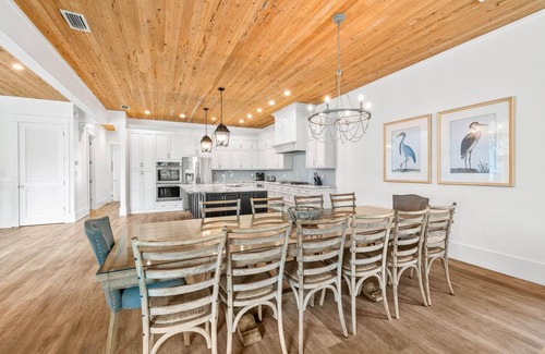 Destin House | Luxury Beach House Steps to Beach