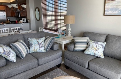Fort Walton Beach Condo | Luxury Beachfront Penthouse Condo - 3BD/2BA Sleeps 8 Adults.