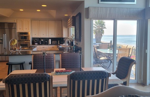 San Clemente House | Luxury Beachfront Single Story, Spa, Deck, Walk to Pier & Surf